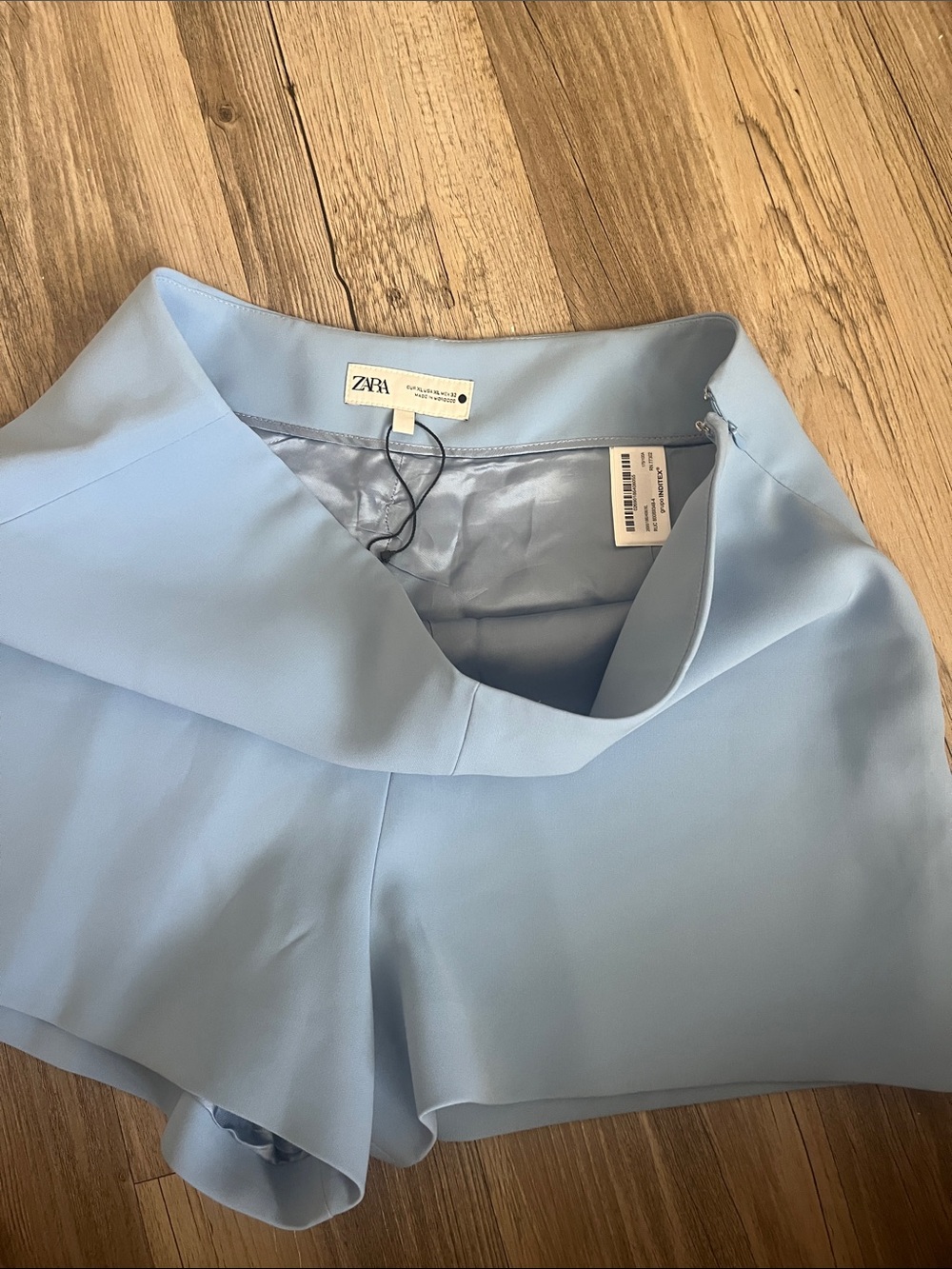 Zara sky blue high-waist shorts.size XL New